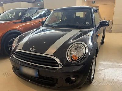 Usata Mini Cooper 98 CV (72 kW) 2013 Grigio Utilitaria
