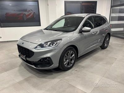 Usata Ford Kuga ST-Line X 120 CV (88 kW) 2021 Grigio SUV