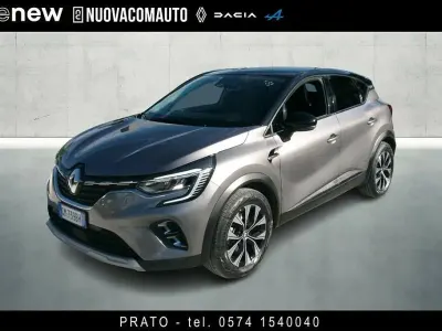 Usata Renault Captur Techno 143 CV (105 kW) 2023 Grigio SUV