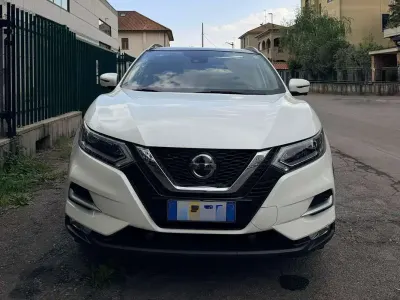 Usata Nissan Qashqai N-Connecta 160 CV (117 kW) 2020 Bianco SUV