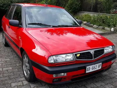 Usata Lancia Delta 186 CV (136 kW) 1994 Rosso Utilitaria
