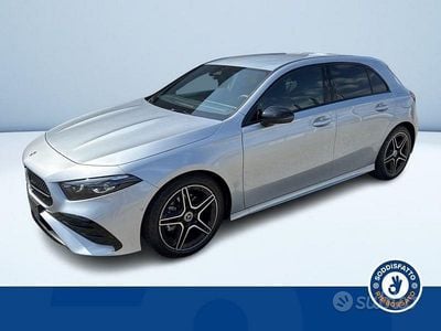 Nuova Mercedes A180 AMG 115 CV (84 kW) 2025 Grigio Berlina