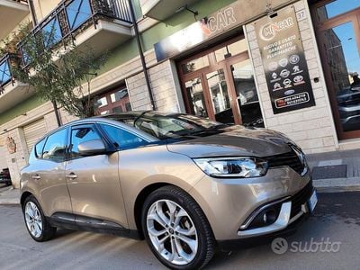 Usata Renault Scénic IV Zen 110 CV (80 kW) 2017 Beige Monovolume
