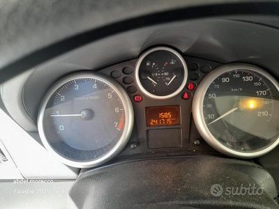 Bianco Usata 2011 Peugeot 207 Coupé | 2500 € (Buon prezzo)