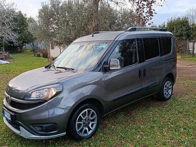 Usata Fiat Doblò Trekking 120 CV (88 kW) 2018 Marrone Monovolume