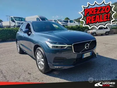 Usata Volvo XC60 Momentum 235 CV (172 kW) 2019 Blu SUV