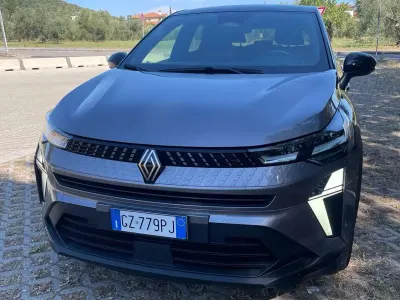Usata Renault Captur Techno 91 CV (66 kW) 2025 Grigio SUV