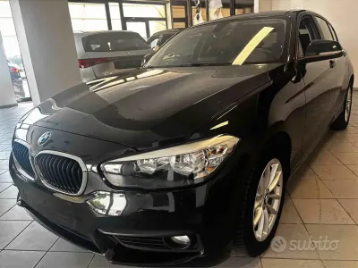 Usata BMW 116 Advantage 109 CV (80 kW) 2016 Nero Utilitaria