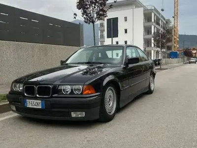Usata BMW 320 150 CV (110 kW) 1994 Coupé