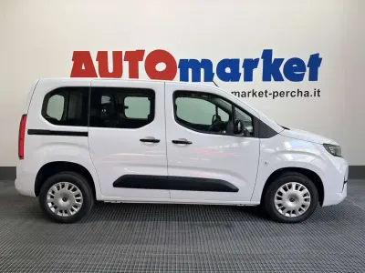 Nuova Opel Combo Life 102 CV (75 kW) 2025 Bianco Furgone