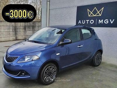 Usata Lancia Ypsilon Silver 69 CV (50 kW) 2022 Blu/azzurro Utilitaria