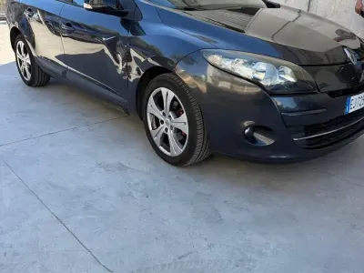 Usata Renault Mégane GT Line GT-Line 110 CV (80 kW) 2011 Grigio Station wagon