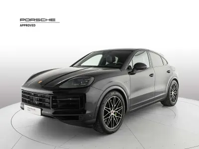 Usata Porsche Cayenne 470 CV (345 kW) 2025 0e nero cromite metallizzato SUV