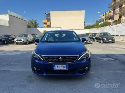Usata Peugeot 308 Allure 150 CV (110 kW) 2018 Bluazzurro Berlina