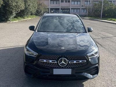 Begagnad Mercedes GLA250 AMG Line Premium 224 HK (164 kW) 2023 Svart SUV