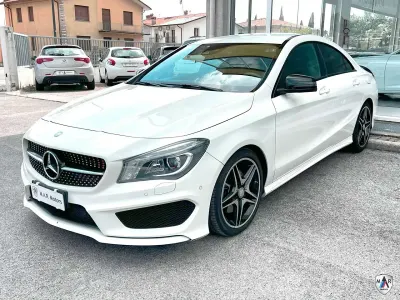 Usata Mercedes CLA220 Premium 177 CV (130 kW) 2015 Bianco Coupé