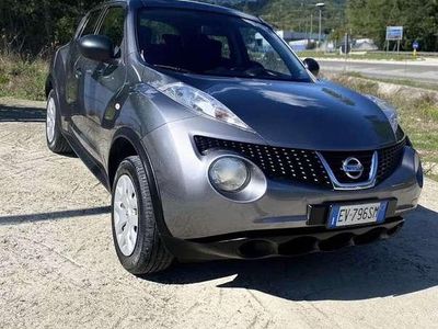 Używany Nissan Juke Tekna 110 KM (80 kW) 2014 Szary SUV
