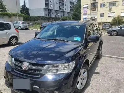 Usata Fiat Freemont 140 CV (102 kW) 2012 Bluazzurro SUV