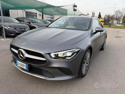 Usata Mercedes CLA200 163 CV (119 kW) 2021 Grigio Berlina