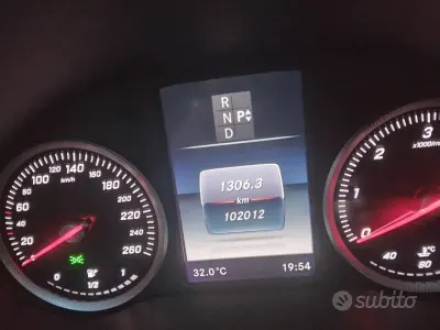 Usata Mercedes C180 Premium Plus 122 CV (89 kW) 2016 Grigio Berlina