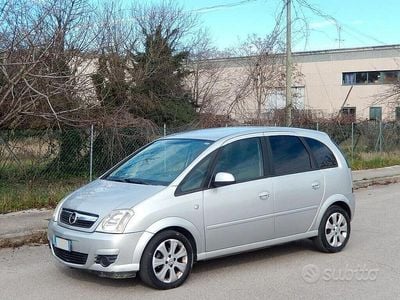 Usata Opel Meriva 90 CV (66 kW) 2008 Grigio Monovolume