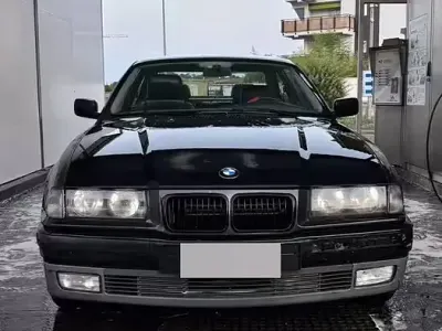 Usata BMW 318 140 CV (102 kW) 1996 Nero Coupé
