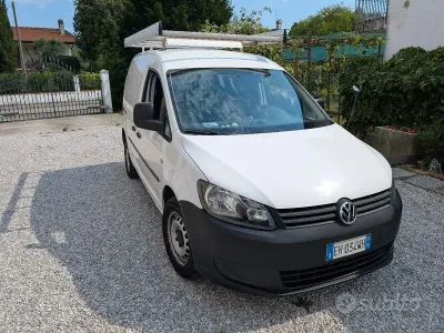 Usata VW Caddy 109 CV (80 kW) 2011 Bianco Monovolume