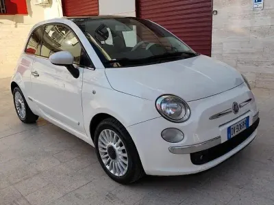 Usado Fiat 500 69 CV (50 kW) 2009 Blanco Descapotable