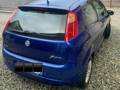 Usata Fiat Grande Punto 75 CV (55 kW) 2007 Blu Utilitaria