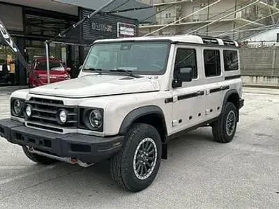 Nuova Ineos Grenadier 249 CV (183 kW) 2025 Marrone Station wagon
