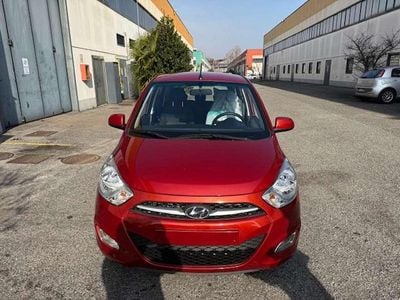Usata Hyundai i10 Classic 69 CV (50 kW) 2013 Rosso Utilitaria