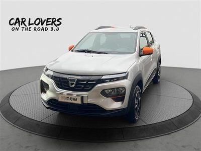 Usata Dacia Spring Comfort Plus 33 kW (45 CV) 2023 Grigio chiaro Utilitaria