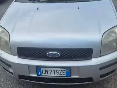Usata Ford Fusion Zetec 68 CV (50 kW) 2004 Utilitaria