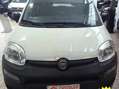 Usata Fiat Panda 4x4 Pop 84 CV (61 kW) 2020 Bianco Utilitaria