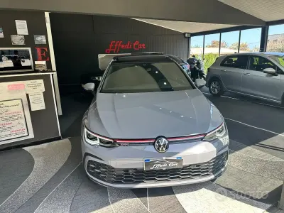Usata VW Golf VIII GTI 245 CV (180 kW) 2021 Grigio Berlina