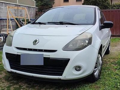 Usata Renault Clio II 2011 Bianco Berlina