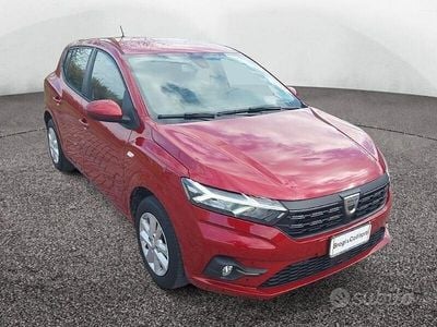 Rosso Usata 2022 Dacia Sandero Comfort Berlina | 13.800 € (Buon prezzo)