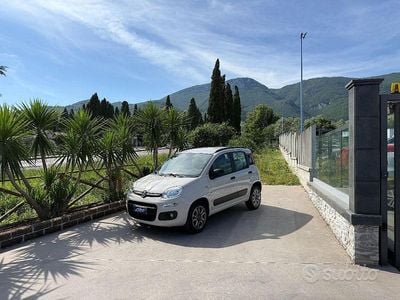 Usata Fiat Panda Lounge 85 CV (62 kW) 2014 Nessuno(met.) Utilitaria