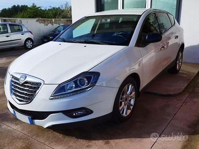 Usata Lancia Delta Gold 119 CV (87 kW) 2013 Bianco Utilitaria