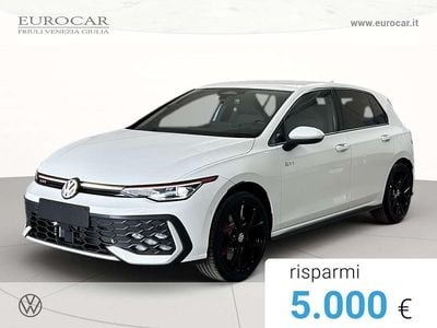 Nuova VW Golf VIII GTI 265 CV (194 kW) 2026 Pure white Berlina