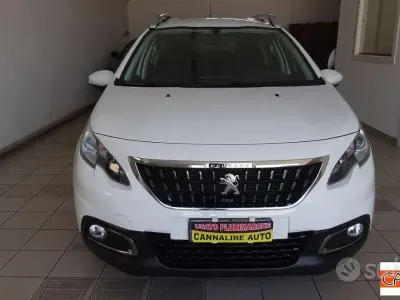 Usata Peugeot 2008 Signature Sky 83 CV (61 kW) 2019 SUV