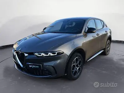 Usata Alfa Romeo Tonale Ti 160 CV (117 kW) 2023 Grigio SUV