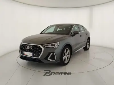 Usata Audi Q3 S-Line 150 CV (110 kW) 2023 Grigio SUV