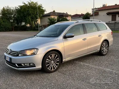 Usata VW Passat Highline 140 CV (102 kW) 2012 Grigio Station wagon