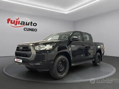 Nuova Toyota HiLux Comfort 2026 Nero Pick-up