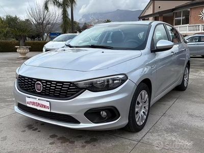 Usata Fiat Tipo Easy 95 CV (69 kW) 2018 Grigio Berlina