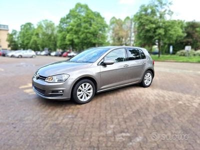 Usata VW Golf VII Highline 125 CV (91 kW) 2015 Grigio Berlina