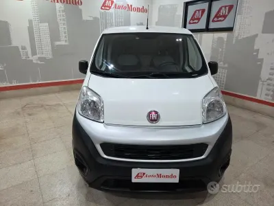 Usata Fiat Fiorino 80 CV (58 kW) 2018 Bianco Monovolume