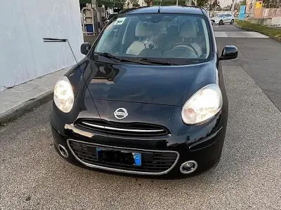 Usata Nissan Micra Tekna 80 CV (58 kW) 2012 Nero Utilitaria
