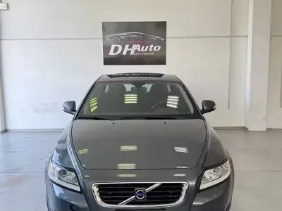 Usata Volvo V50 R-Design 115 CV (84 kW) 2011 Grigio Station wagon